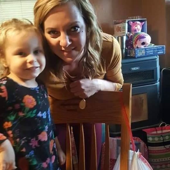 Meet your Posher, Nichole - Picture 1 of 1